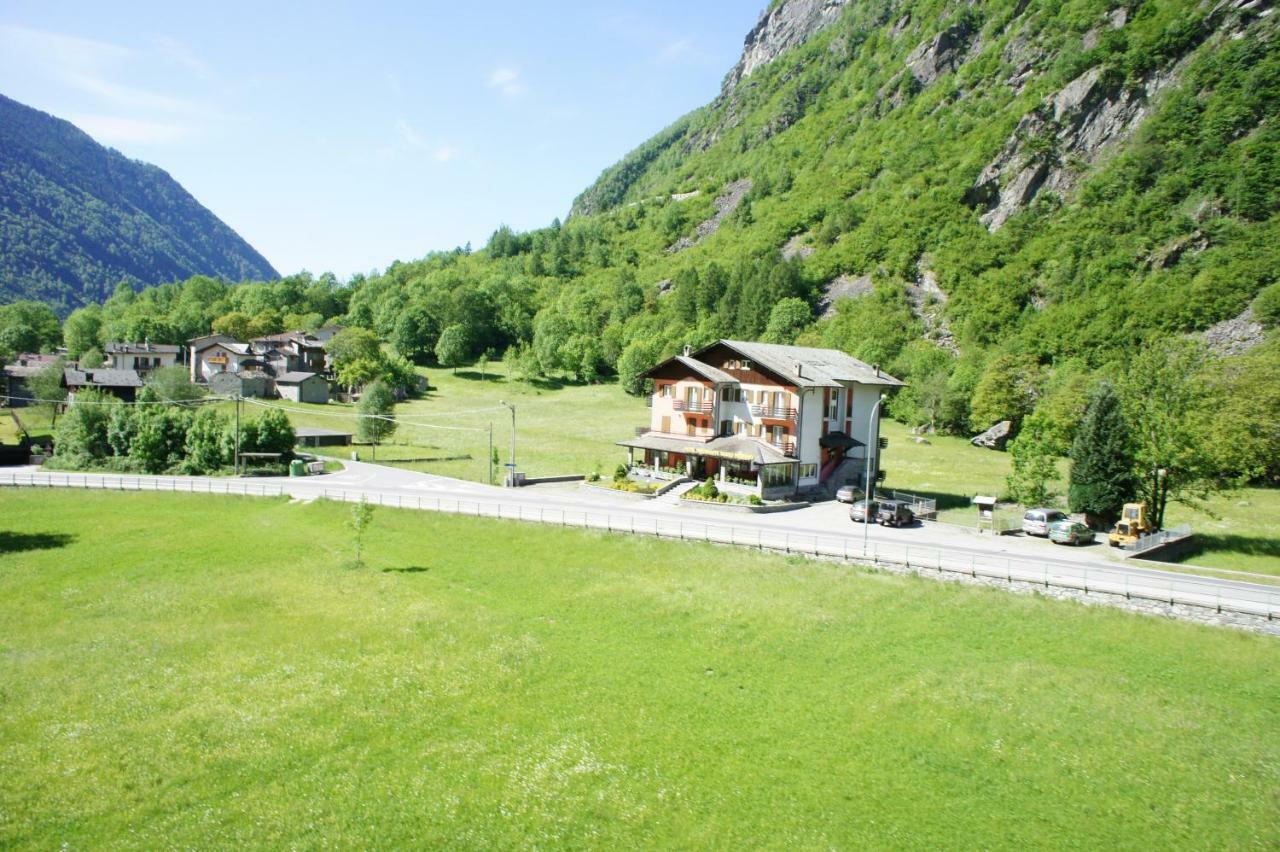 Hotel Ristorante Sasso Remenno Val Masino Ngoại thất bức ảnh